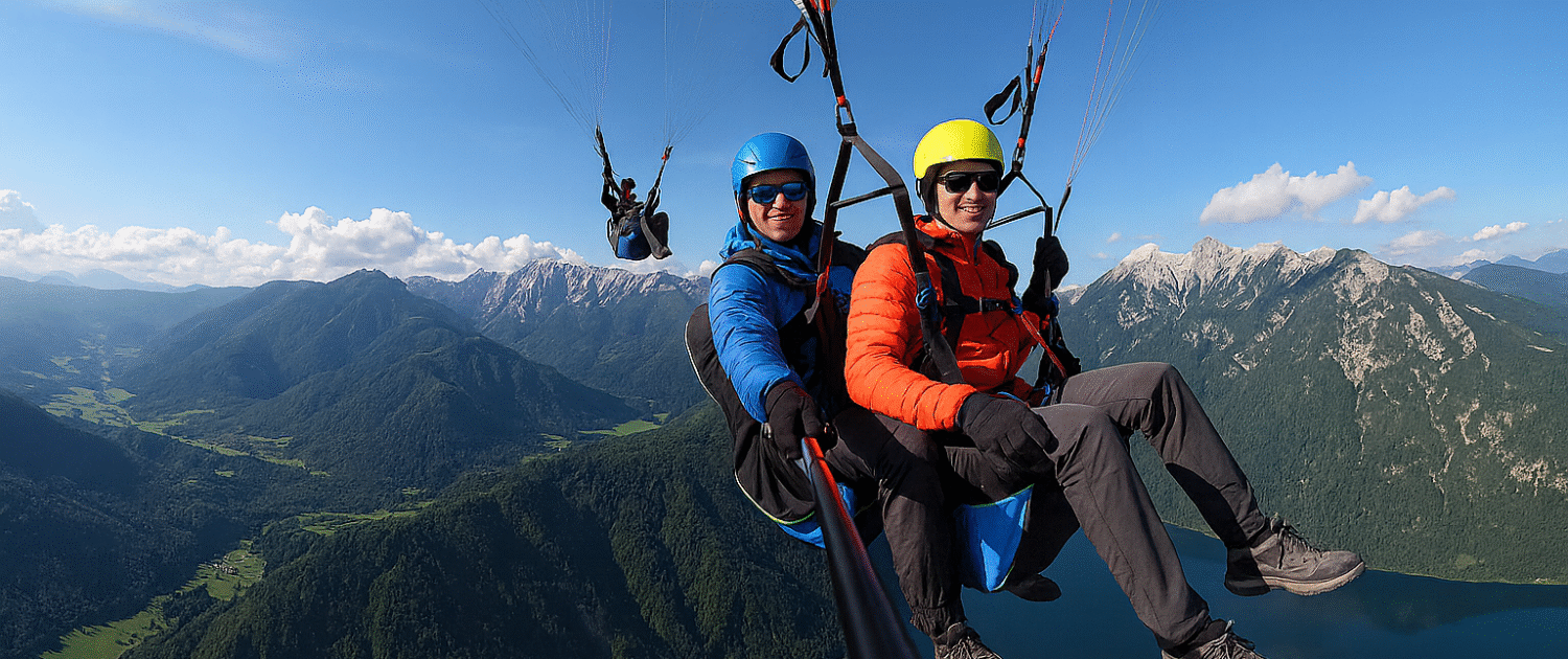ExploreSlovenia_paragliding_hero1-2025
